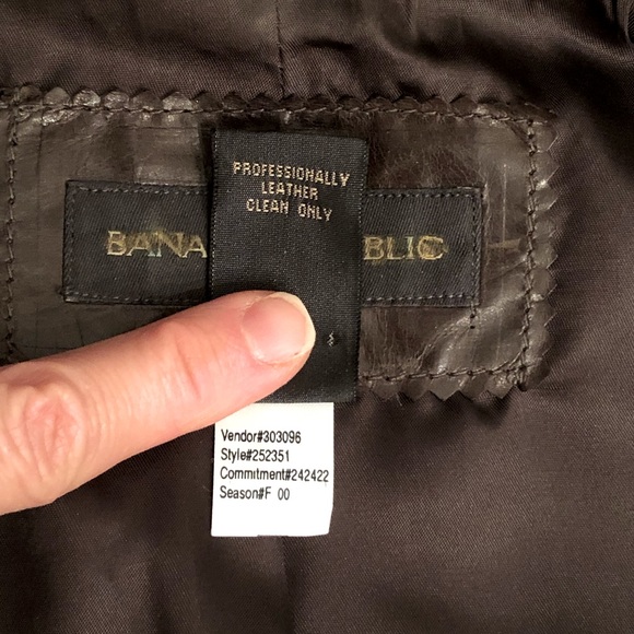 SOLD! 💙3/$25 VINTAGE BANANA REPUBLIC Leather Jacket- 0 - Picture 10 of 11